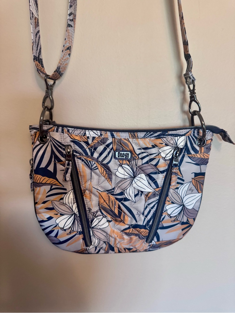 Lug Swivel Convertible Crossbody in Lily Grey Floral and Leaf Pattern